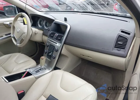 2012 Volvo Xc60 3.2/3.2 Platinum/3.2 Premier/3.2 Premier Plus z USA, uszkodzony, nr VIN YV4952DL3C2343531